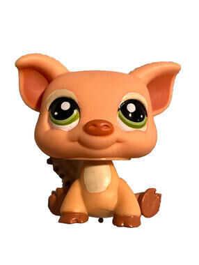 Authentic Littlest Pet Shop # 1934 Peach Cream Pig Green